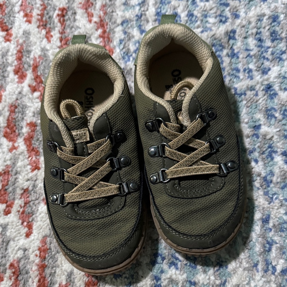 Kids Outdoor Adventure Shoes - Size 10